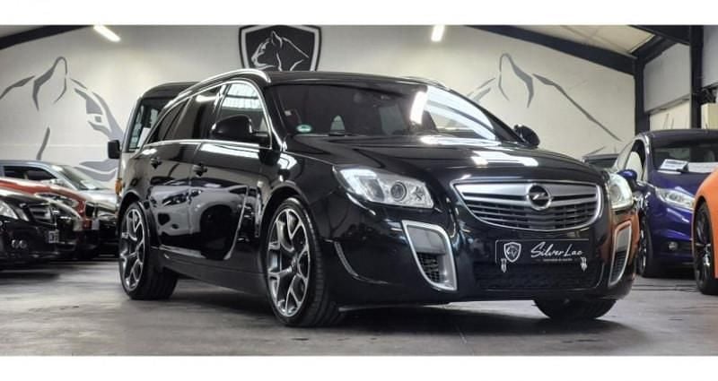 Noir Utilisé 2012 Opel Insignia OPC Break | 18 490 € - Image 1/4