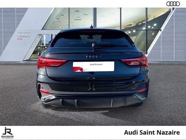 Occasion Audi Q3 Sportback S-Line 150 ch (110 kW) 2022 Noir mythe métallisé/noir mythe métallisé SUV