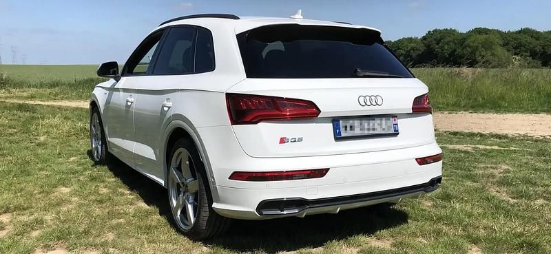 Blanc Utilisé 2018 Audi SQ5 Sport SUV | 41 500 € (Prix juste) - Image 1/4
