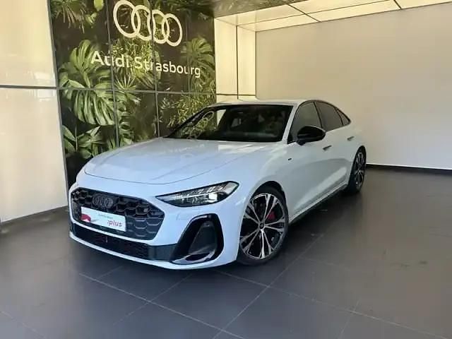 Blanc Occasion 2025 Audi A5 S-Line Coupé | 74 990 € - Image 1/4