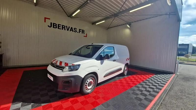 Blanc Utilisé 2020 Citroën Berlingo PureTech Monospace | 13 490 € - Image 1/4