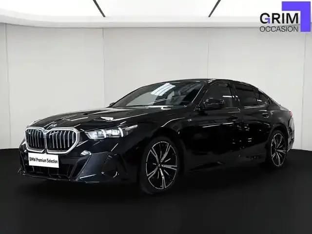 Black sapphire metallic Occasion 2025 BMW 530 Comfort Edition Berline | 64 490 € - Image 1/4