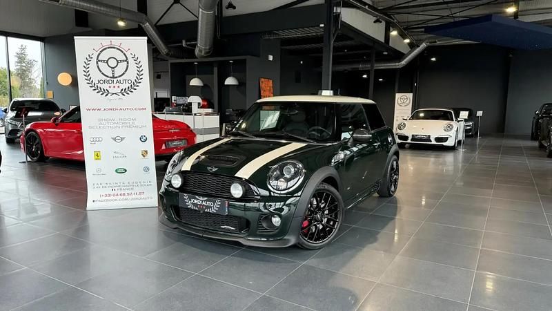 Occasion 2010 Mini John Cooper Works Citadine | 16 890 € - Image 1/4