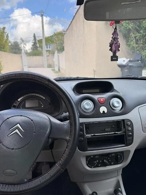 Utilisé 2004 Citroën C3 Exclusive Citadine | 2 000 € (Bon prix) - Image 1/4