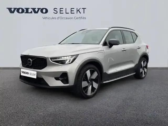 Argent aurore métallisé Occasion 2023 Volvo XC40 Ultimate SUV | 36 990 € - Image 1/4