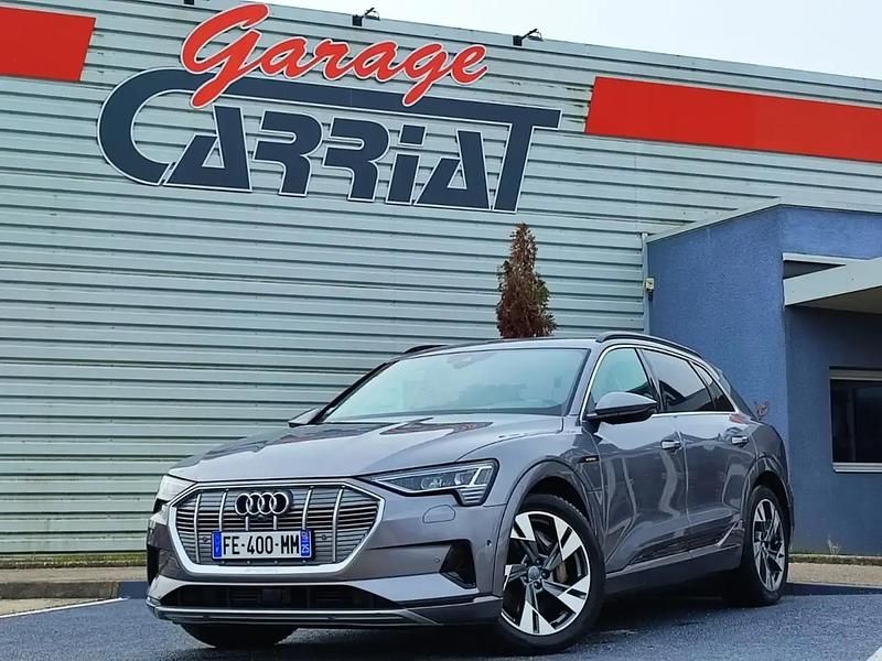 Gris Utilisé 2019 Audi e-tron SUV | 37 990 € (Prix juste) - Image 1/4