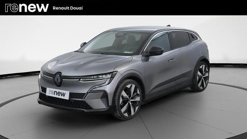 Gris Utilisé 2022 Renault Mégane Techno Berline | 24 999 € (Prix juste) - Image 1/4