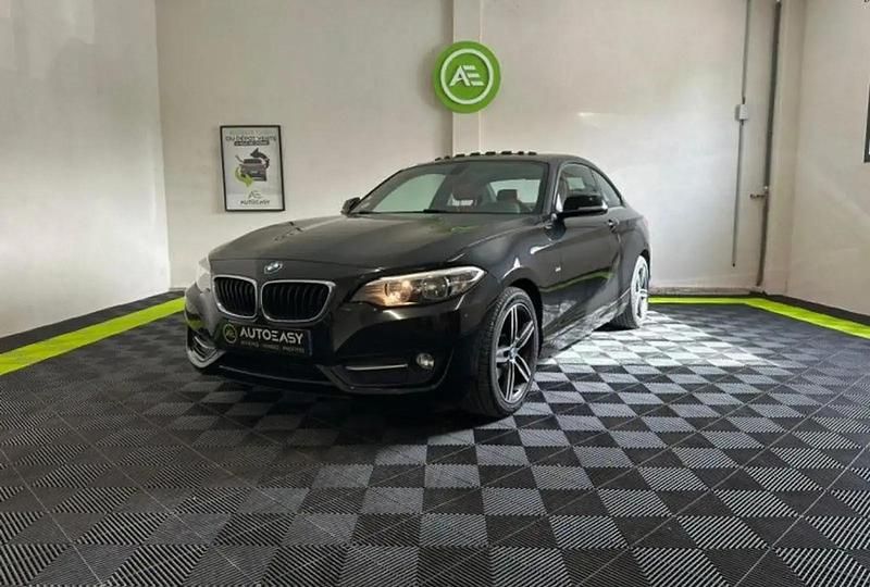 Noir Occasion 2016 BMW 220 Sport Line Coupé | 16 990 € (Prix juste) - Image 1/4