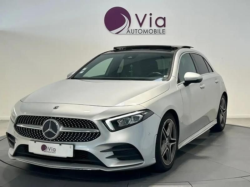 Gris Utilisé 2018 Mercedes 180 AMG line Berline | 20 990 € (Prix juste) - Image 1/4