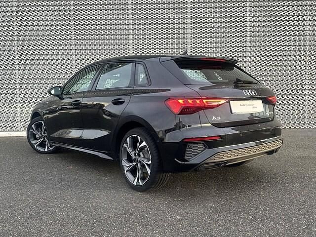 Occasion Audi A3 Sportback e-tron S-Line 150 ch (110 kW) 2024 Noir mythe métallisé Citadine