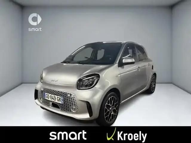 Occasion Smart ForFour Electric Drive 2021 Peinture argent cool silver m+ Berline