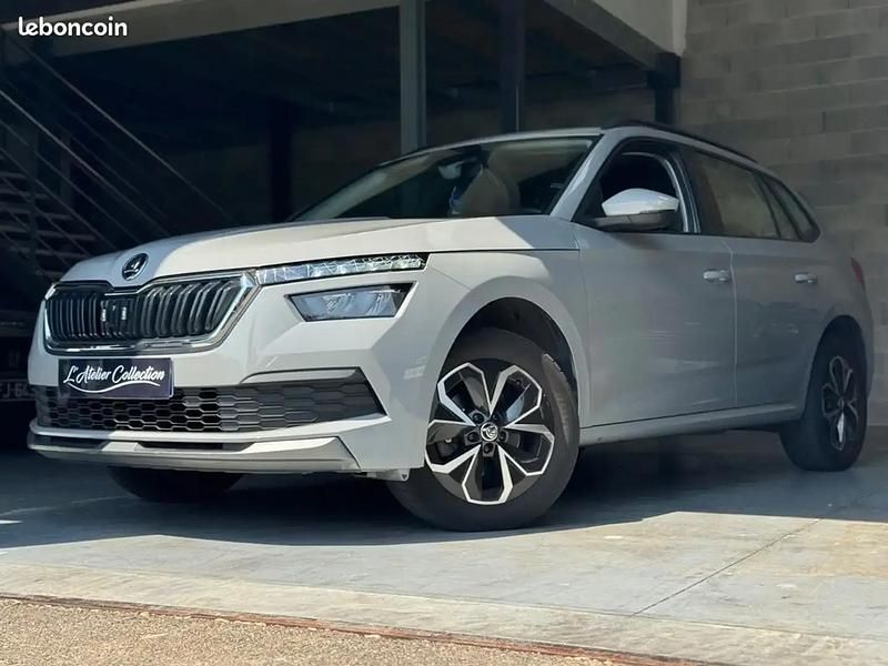 Gris Occasion 2020 Skoda Kamiq Selection SUV | 12 990 € (Bon prix) - Image 1/4