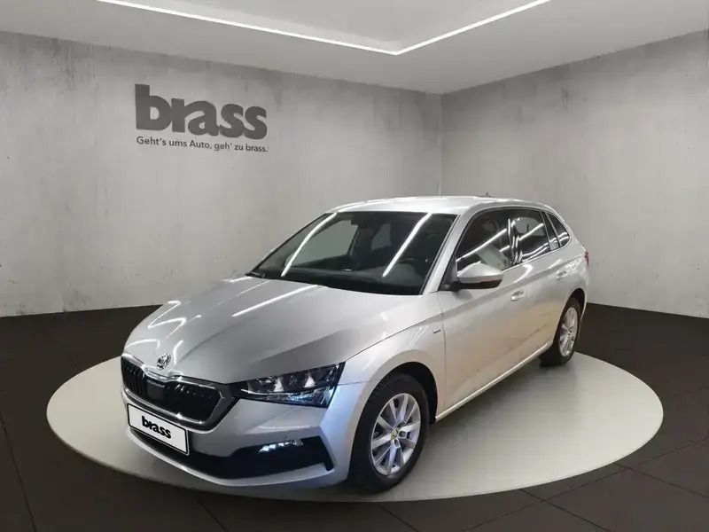 Gris Utilisé 2021 Skoda Scala Ambition Citadine | 20 450 € (Prix juste) - Image 1/4