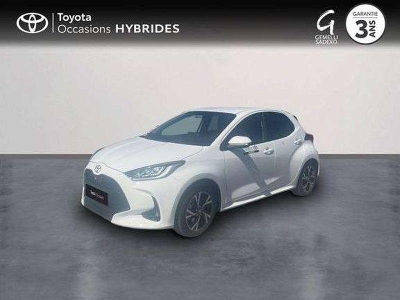 Utilisé 2025 Toyota Yaris Hybrid Design Berline | 22 790 € (Prix juste) - Image 1/1