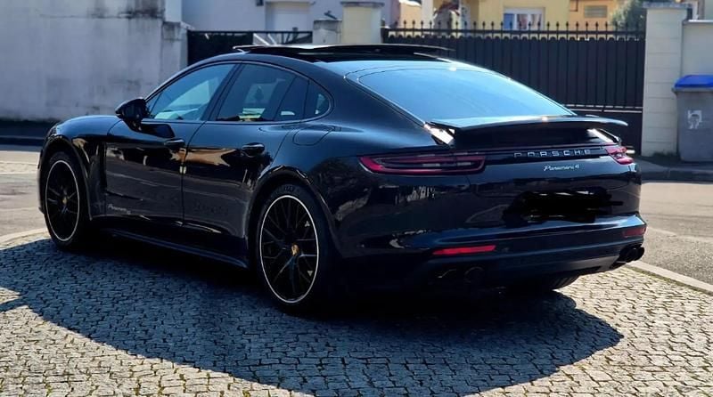 Utilisé 2020 Porsche Panamera 4 Edition Berline | 70 000 € - Image 1/4
