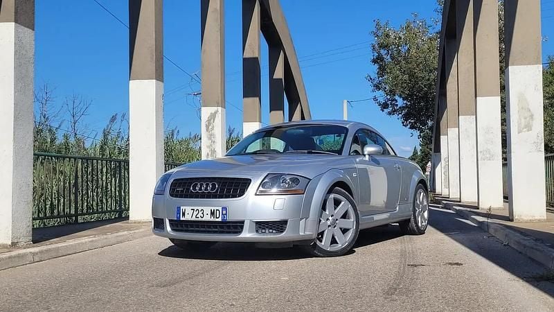 Gris Utilisé 2004 Audi TT Sport Coupé | 13 900 € - Image 1/4