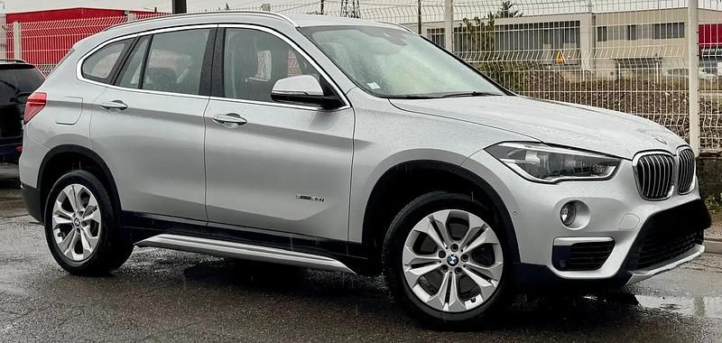 Gris Utilisé 2017 BMW X1 xLine SUV | 12 990 € (Prix cher) - Image 1/4