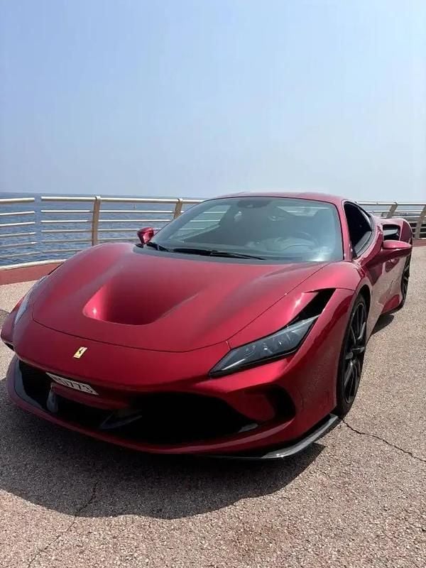 Rouge Occasion 2022 Ferrari F8 Coupé | 344 900 € (Prix juste) - Image 1/4