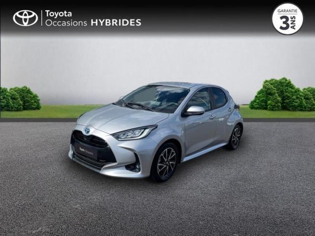 Gris Utilisé 2024 Toyota Yaris Hybrid Design | 21 690 € (Bon prix) - Image 1/4