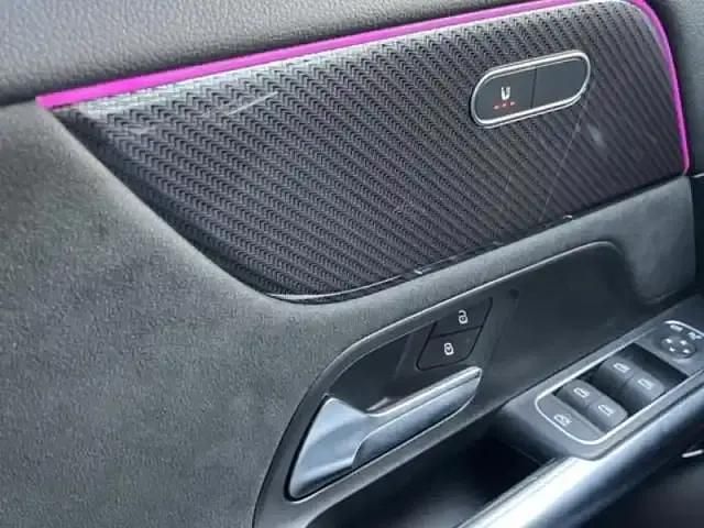 Occasion Mercedes GLA250 AMG line 166 ch (122 kW) 2025 Argent hightech métallisé SUV