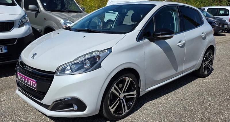 Blanc Utilisé 2019 Peugeot 208 GT-line Citadine | 8 790 € (Super prix) - Image 1/4