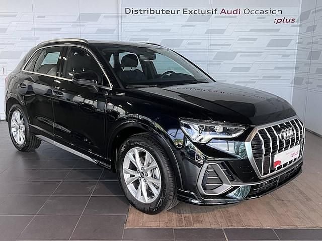 Noir mythe métallisé Utilisé 2024 Audi Q3 S-Line SUV | 46 900 € (Prix cher) - Image 1/4