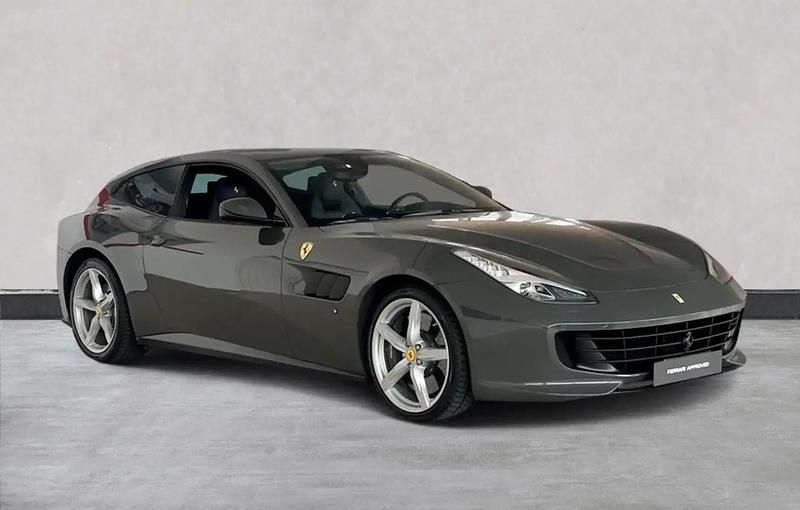 Utilisé 2017 Ferrari GTC4Lusso Break | 243 800 € - Image 1/4