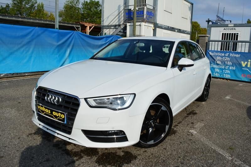 Utilisé 2015 Audi A3 Sportback Ambition Berline | 13 990 € (Prix juste) - Image 1/4