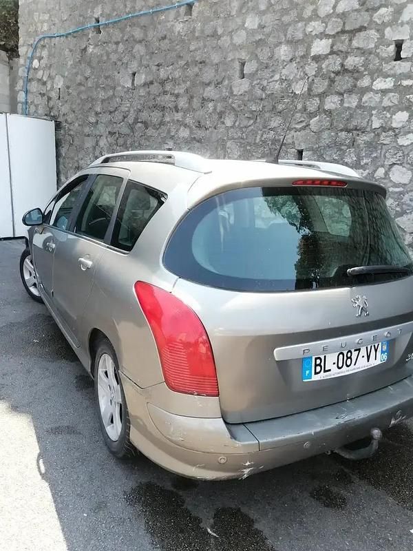 Utilisé 2011 Peugeot 308 Sportium Break | 2 000 € (Bon prix) - Image 1/4
