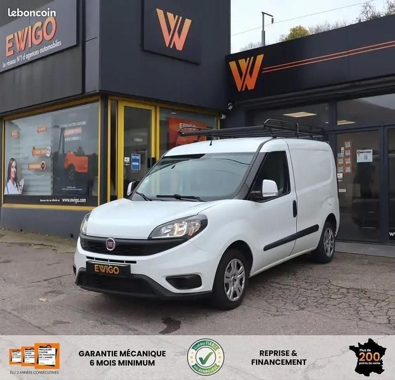 Blanc Utilisé 2019 Fiat Doblò Monospace | 10 989 € (Prix juste) - Image 1/4