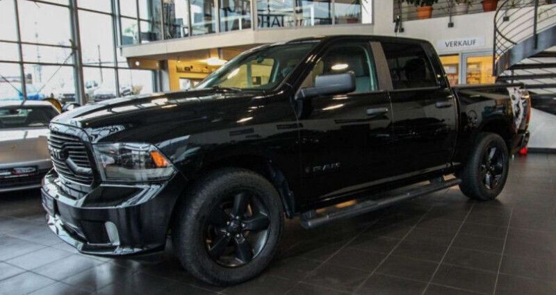 Noir Utilisé 2021 Dodge Ram Pick-up | 38 000 € - Image 1/4