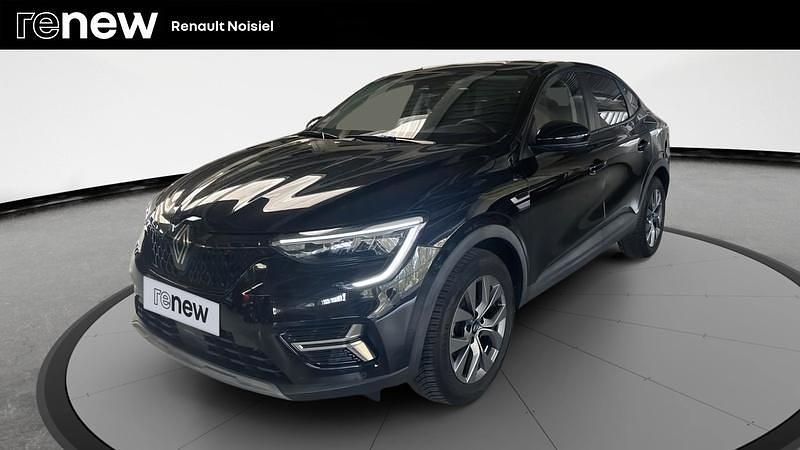 Noir Utilisé 2024 Renault Arkana Evolution SUV | 18 890 € - Image 1/4