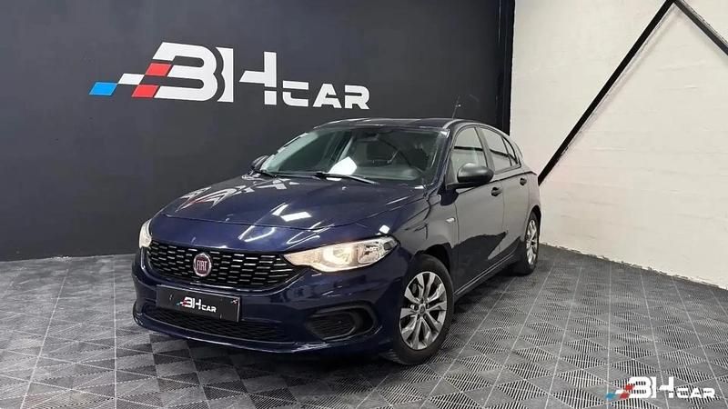 Bleu Utilisé 2017 Fiat Tipo Berline | 8 490 € (Super prix) - Image 1/4