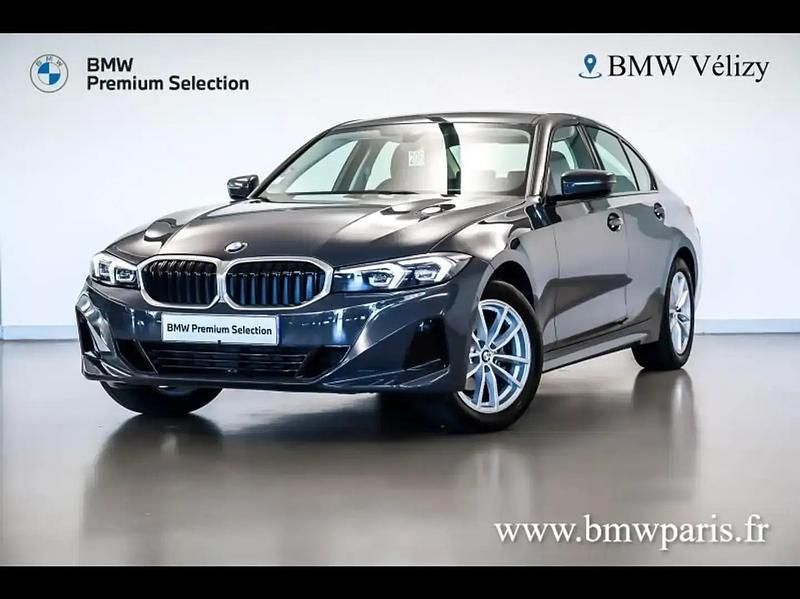 Gris Utilisé 2022 BMW 318 Sport Line Berline | 34 860 € (Prix juste) - Image 1/4