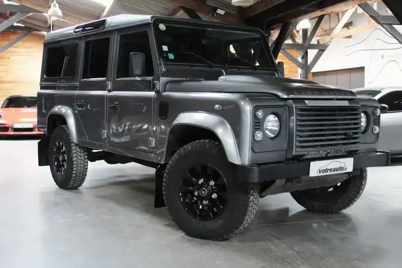 Gris Utilisé 2011 Land Rover Defender S SUV | 37 800 € - Image 1/4