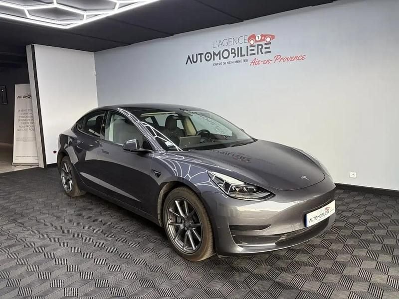 Gris Occasion 2022 Tesla Model 3 Berline | 23 490 € (Bon prix) - Image 1/4
