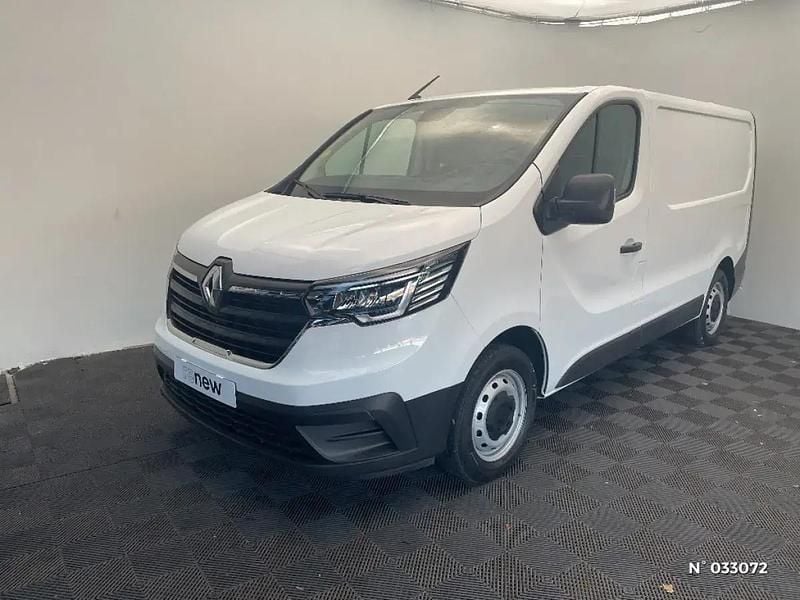Blanc Occasion 2023 Renault Trafic Monospace | 24 990 € (Bon prix) - Image 1/4