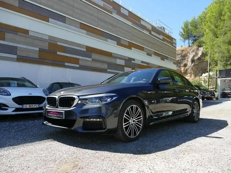 Gris Utilisé 2019 BMW 545 iPerformance Berline | 25 990 € - Image 1/2