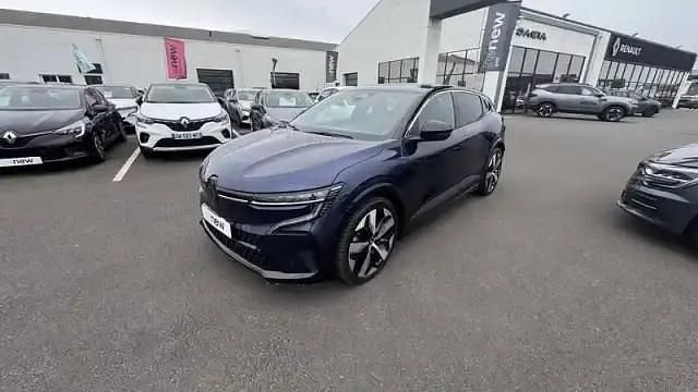 Bleu Occasion 2023 Renault Mégane Techno Berline | 26 790 € (Prix juste) - Image 1/4
