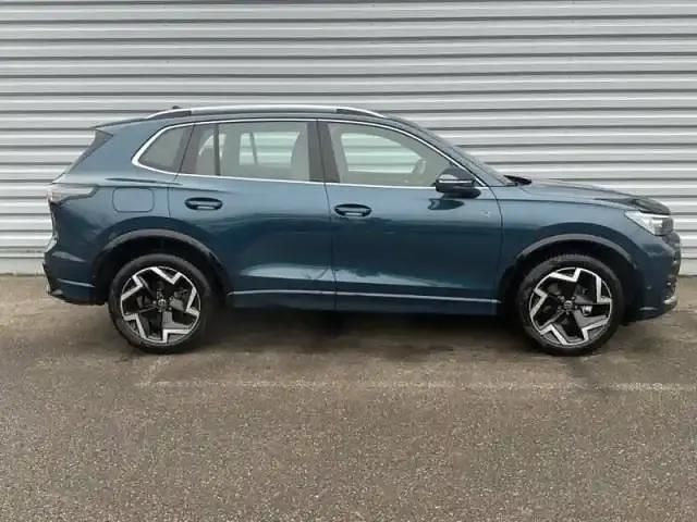 Occasion VW Tiguan R-line 150 ch (110 kW) 2024 Bleu SUV