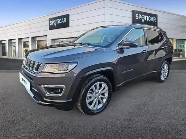 Sting gray Occasion 2021 Jeep Compass Limited SUV | 24 900 € (Prix juste) - Image 1/4