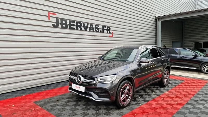 Noir Occasion 2021 Mercedes GLC300e AMG line SUV | 40 990 € (Bon prix) - Image 1/4