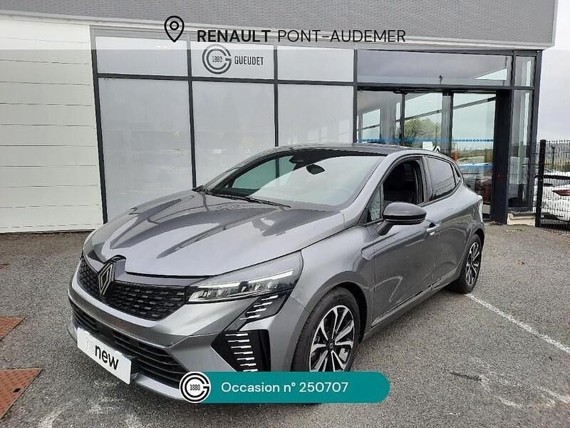Gris Utilisé 2024 Renault Clio V Techno Citadine | 18 890 € (Prix cher) - Image 1/4