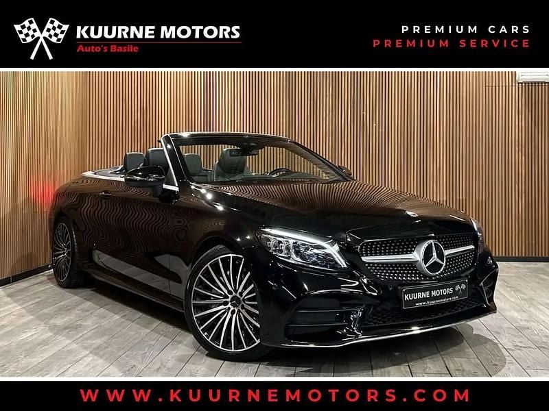 Noir Occasion 2019 Mercedes C220 AMG line Cabriolet | 29 900 € (Prix juste) - Image 1/4