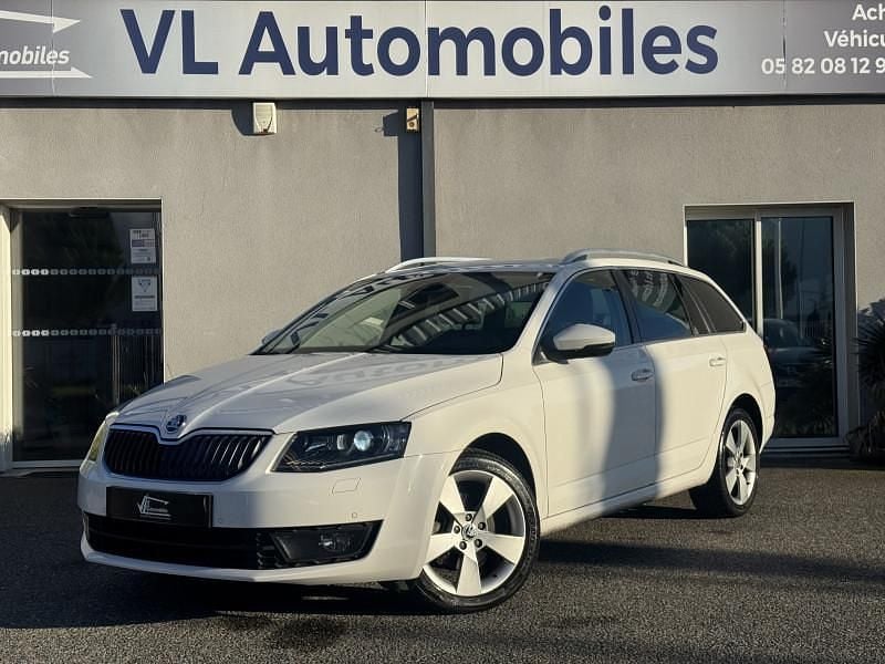 Utilisé 2014 Skoda Octavia Elegance Break | 10 990 € (Prix assez cher) - Image 1/4