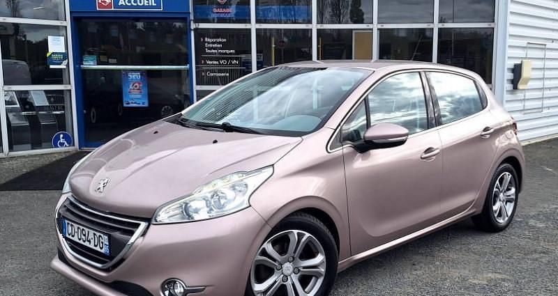 Utilisé 2012 Peugeot 208 Citadine | 8 990 € (Prix juste) - Image 1/4