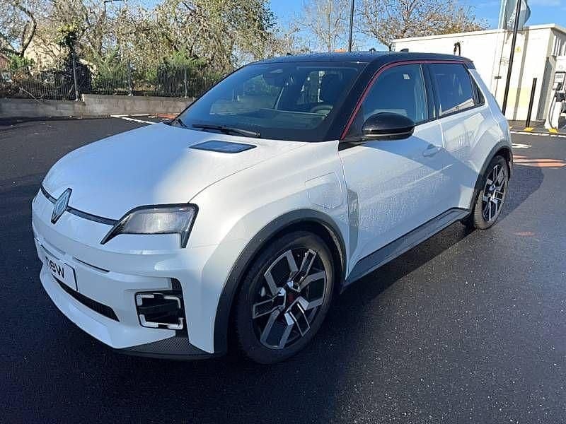 Blanc Utilisé 2025 Renault R5 Techno Citadine | 28 990 € (Super prix) - Image 1/4