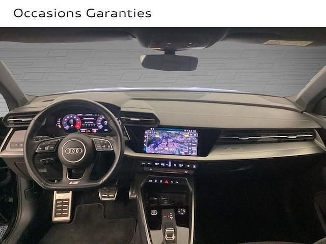 Occasion Audi A3 S-Line 124 ch (91 kW) 2023 Noir mythe métallisé Berline