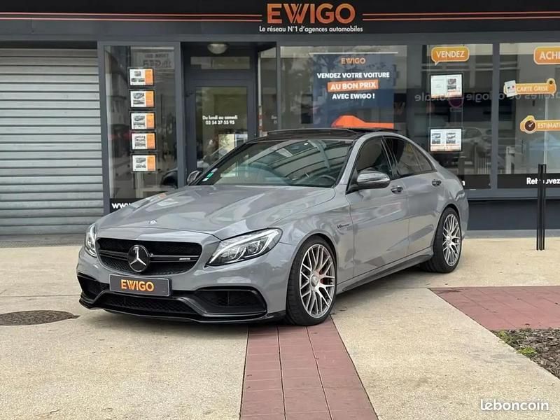 Gris Utilisé 2015 Mercedes C63 AMG AMG Berline | 44 490 € (Prix juste) - Image 1/4