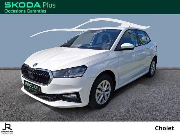 Blanc Utilisé 2024 Skoda Fabia Selection | 16 990 € (Prix juste) - Image 1/4